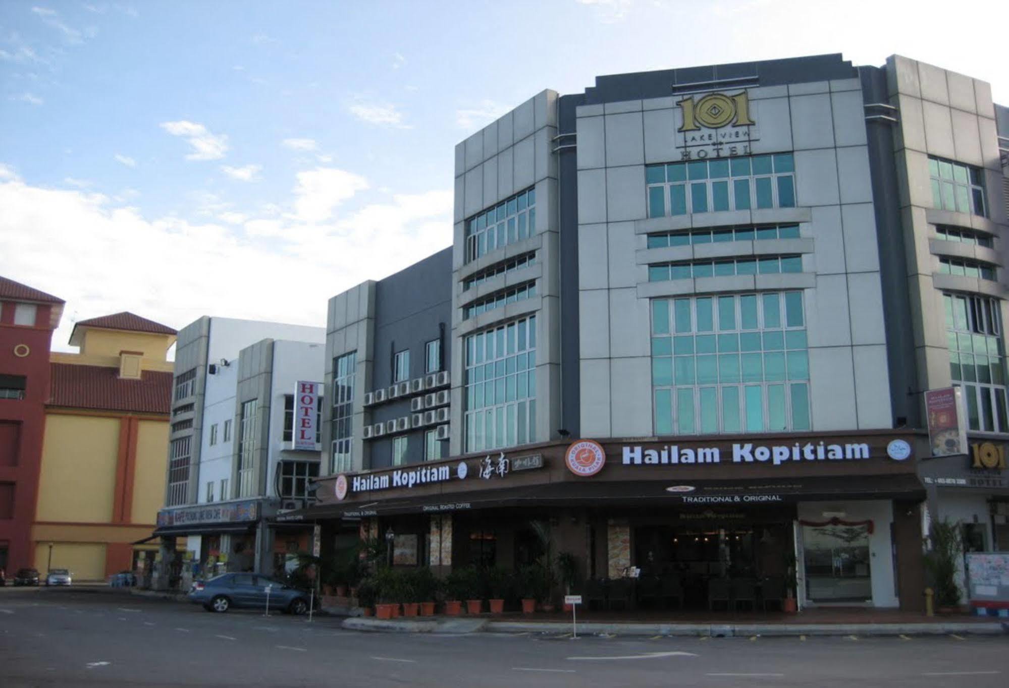 101 Lake View Hotel Puchong Exterior foto